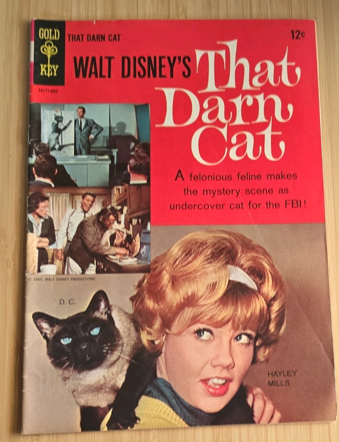 That Darn Cat Gold Key one shot Hayley Mills photo front and back covers