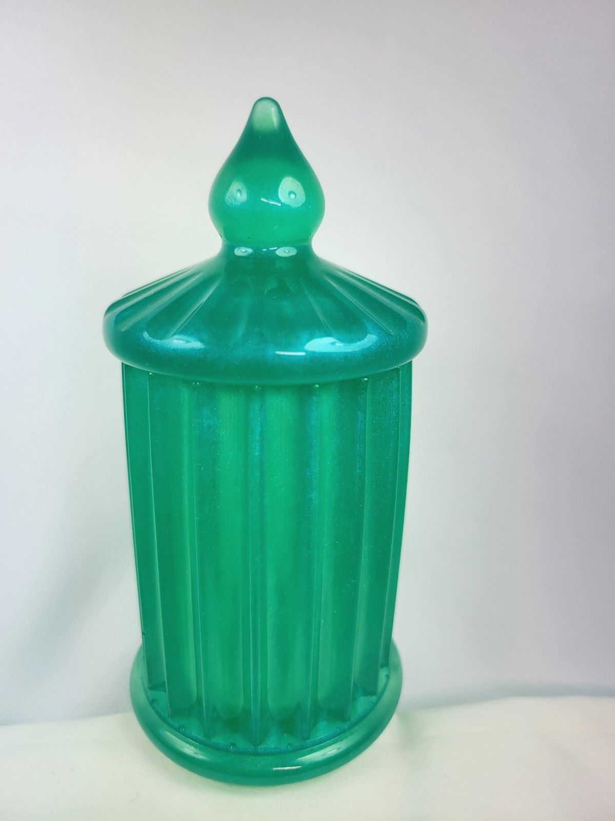Handmade Greenish Decorative Resin Jar