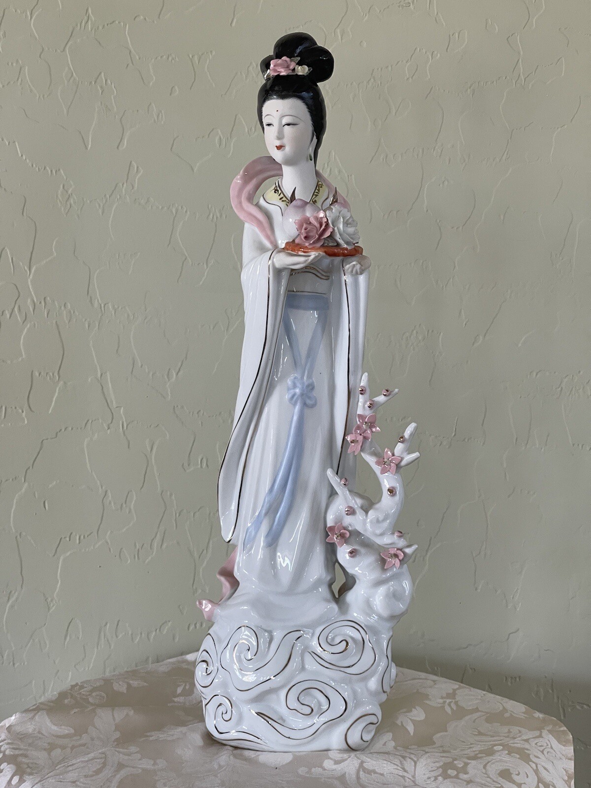 Vtg Asian Lady Geisha Style Porcelain Statue Figurine with Flowers & Fruit