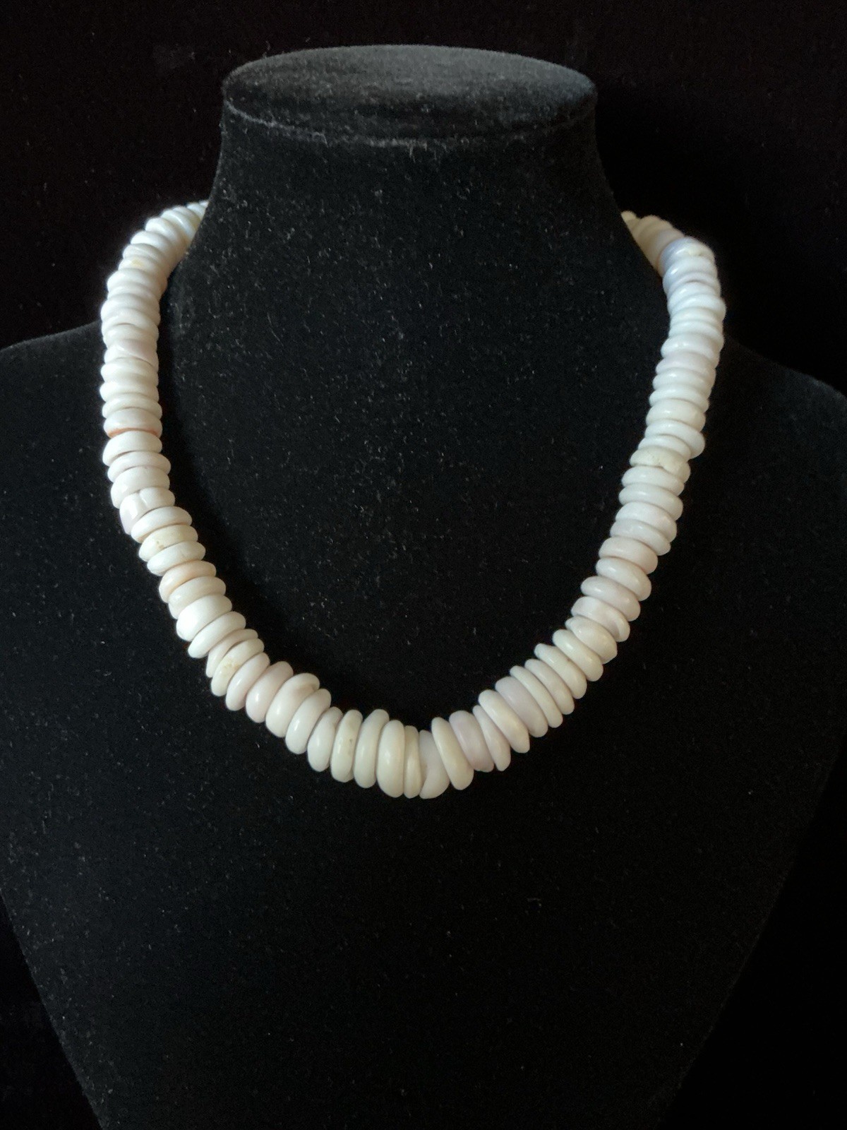 HUGE VTG Thick Barrel Clasp Natural Puka Shell Necklace Hawaiian Boho Surfer 16\