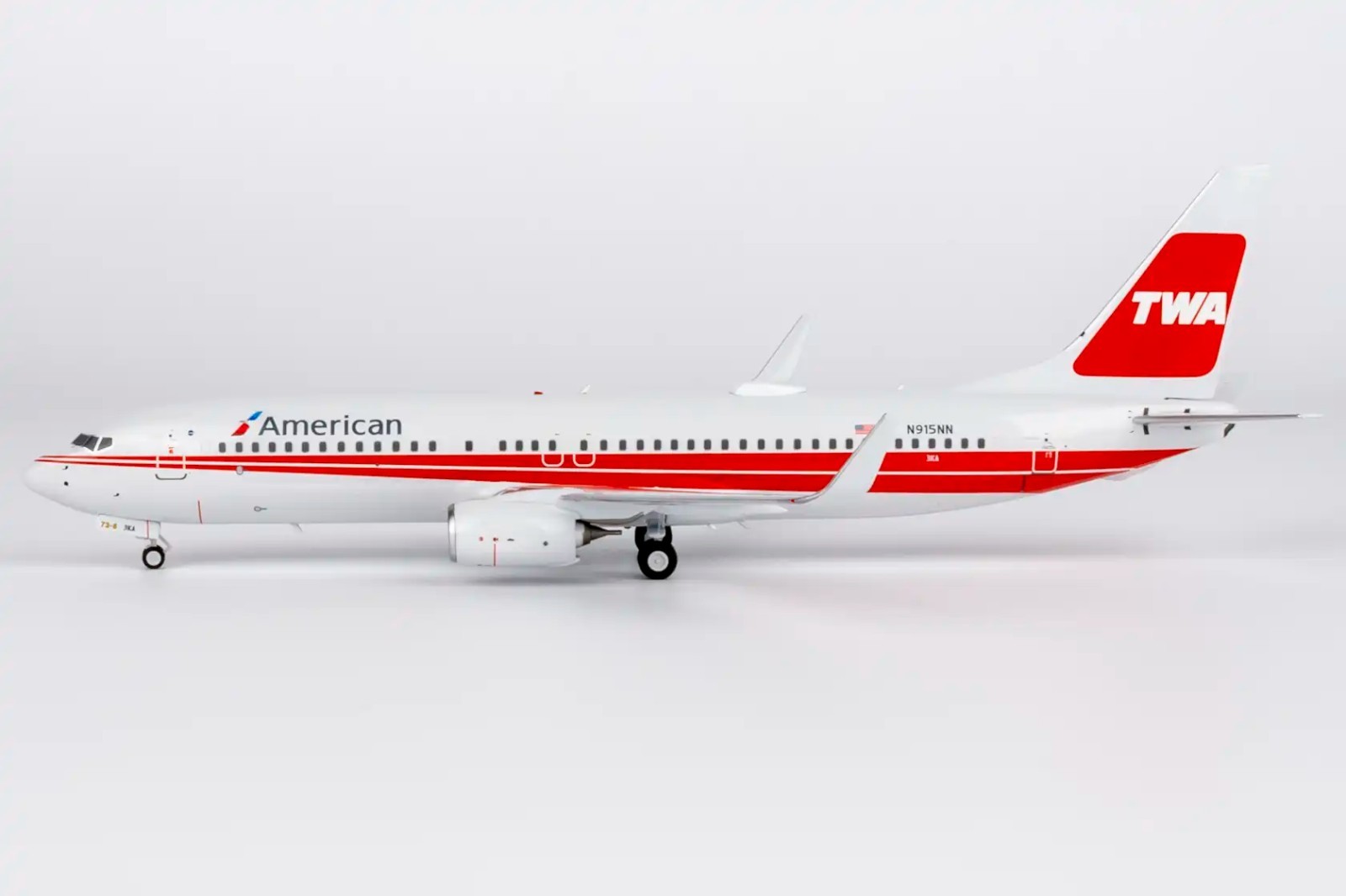 American Airlines 737-800/w N915NN NG Models 1:200
