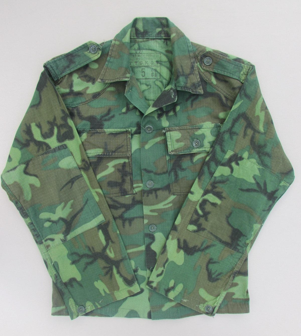 ORIGINAL 1969  SOUTH VIETNAM ARVN AIRBORNE RANGER ERDL CAMOUFLAGE SHIRT RVN CAMO