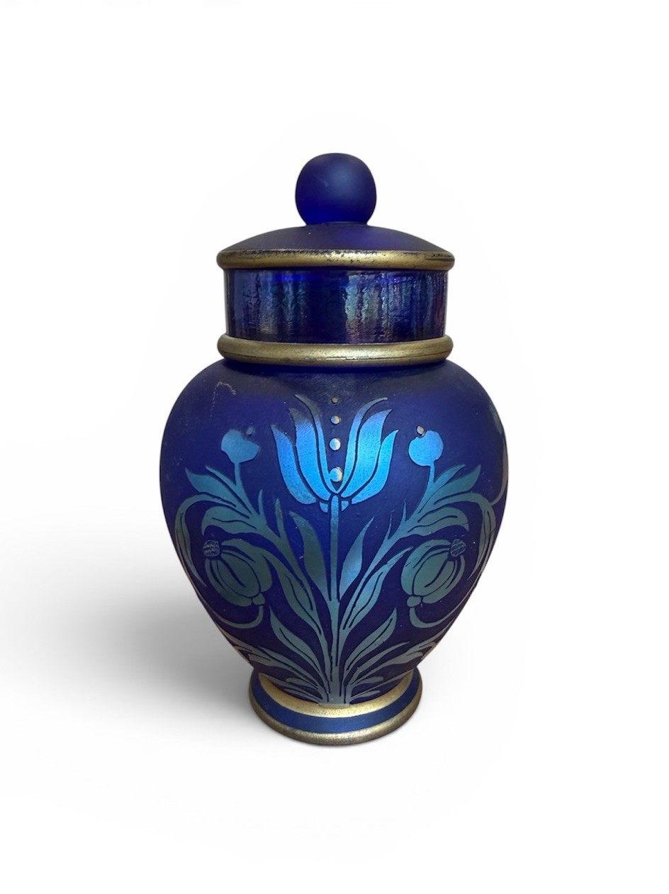 FENTON FAVRENE SATIN HEIRLOOM COLLECTION GINGER JAR LIMITED EDITION #292/600