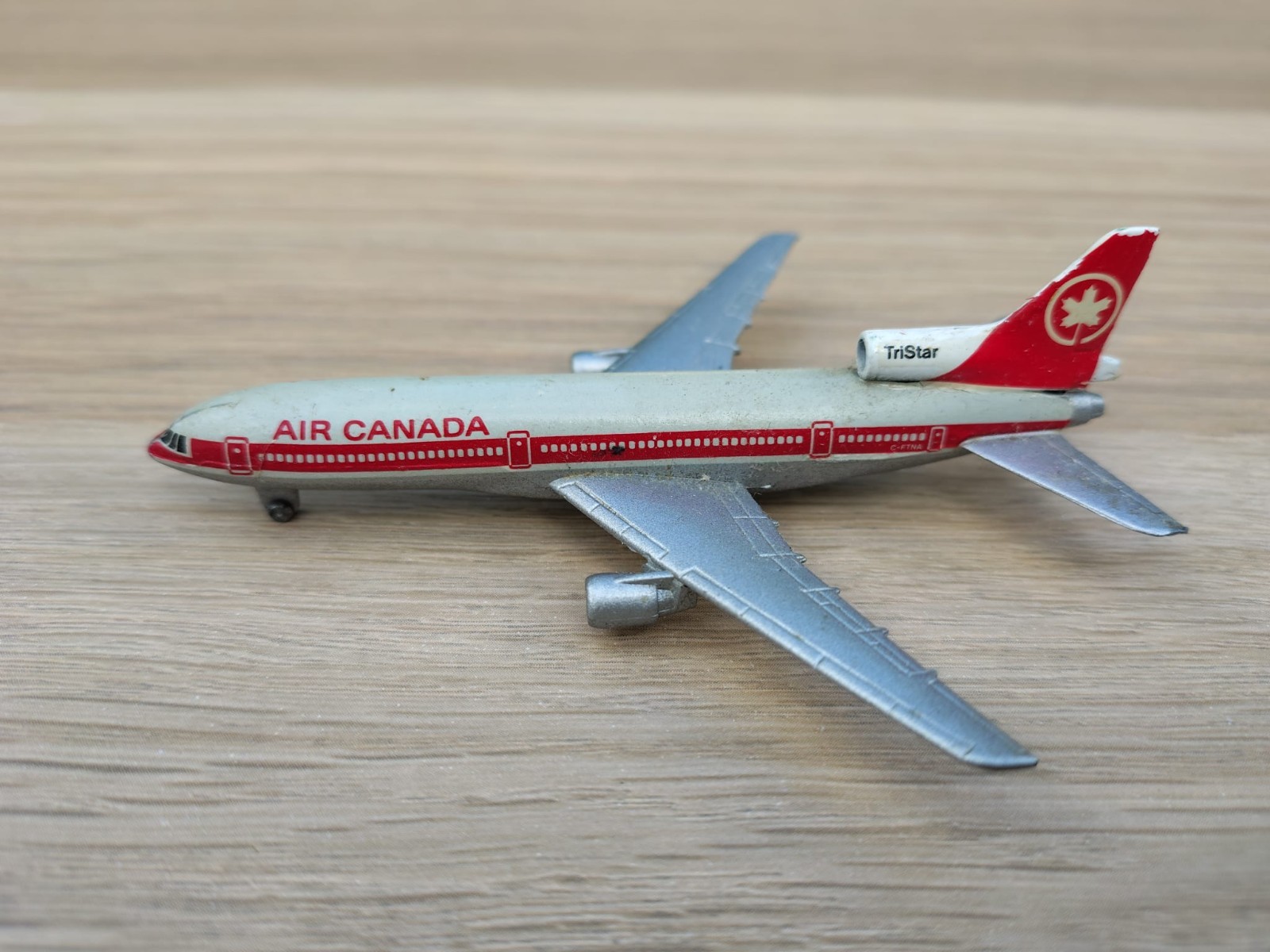 Model aeroplane Air Canada Lockheed Tristar diecast