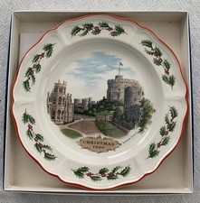 Christmas Wedgwood Plate Queen's Ware Windsor Castle The 1st Plate In Series NIB picture