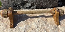 Vtg AMERICAN LIVE EDGE HICKORY WOOD HAND CARVED TOWEL ROD w/ BRACKETS 18