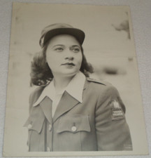 American Women's Voluntary Services AWVS Woman Volunteer Original WWII Photo picture