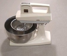 VTG Sunbeam Mixmaster Deluxe 12 Speed Stand Mixer w/bowls Parts Only picture