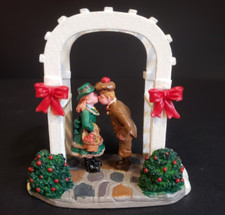Lemax Christmas Village Town Mistletoe Kiss 52135 Children Kissing Under Arbor picture