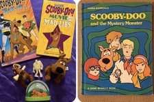 SCOOBY-DOO LOT - SCOOBY-DOO SNOW GLOBE - SCOOBY DOO MAD LIBS - 1999 GLOW MONSTER picture