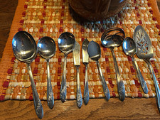 Vintage Oneida Tudor Plate Queen Bess II Silverplate Flatware 9 Piece Serving picture