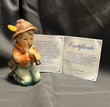 M.J. Hummel Little Tooter #626 ~Hum 214/H/ ~ GREAT CONDITION ~ NEAR MINT ~ picture