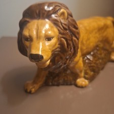 Vintage Ceramic Prowling LION - King of the JUNGLE Excellent Den Office picture