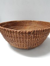 VINTAGE ANTIQUE WASHOE INDIAN UTLILITARIAN SINGLE ROD BASKET NEVADA / CALIFORNIA picture