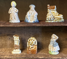 WADE ~ Tom Smith Crackers- Nursery Rhyme 1988 Basic set of 6 Figurines picture