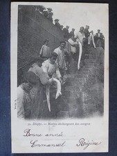 Old postcard - 76 - Dieppe - Sailors unloading Congresses. Animated... picture