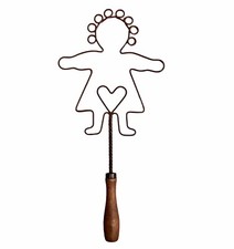 Rug Beater Curly Haired Child Heart Twisted Wire Wood Handle 14