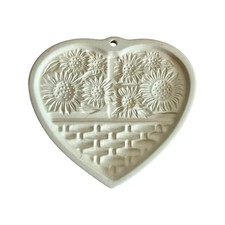 VTG 1994 Pampered Chef 6” Stoneware Sunflower  Basket Heart Cookie Mold W/Box picture