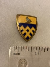 Authentic WWII US Army 101st Cavalry Regiment Unit DI DUI Insignia 4G picture