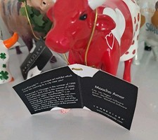 2000 COWPARADE Westland Giftware #9177 “Moocho Amor” hearts lips picture