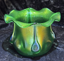 ANTIQUE LOETZ CRETA VESUVIAN ART GLASS VASE 4 APPLIED TEARS RUFFLED IRIDESCENT picture