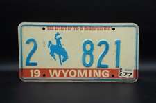 1977 WYOMING LICENSE PLATE - BICENTENNIAL COWBOY HORSE License Plate # 2 -  821 picture