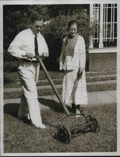 1935 Press Photo Steve O'Neill and wife - nes01441 picture