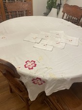 Vtg Tablecloth Set White Linen Floral Embroidered Hem Stitch 74x48” 6 Napkins picture