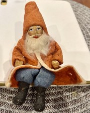 RARE ANTIQ GERMANY BELSNICKEL CLAY FACE HANDS SITTING SANTA FELT BLUE PANTS 1900 picture