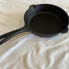 RESTORED 8 Inch Cast Iron Skillet Unmarked Double Spout SEASONED picture