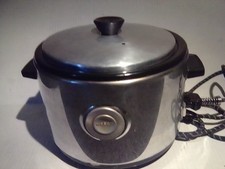 Vintage Nesco Electric Roaster Cooker Pot Cat 4210-3 USA Cord Tested Works picture