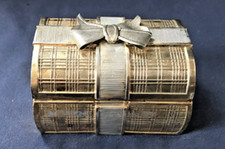 VINTAGE SPLENDID OF NEW YORK MUSIC BOX, SMALL  METAL JEWELRY BOX, MADE IN JAPAN picture