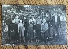 Antique RPPC Real Photo Postcard Family Group Portrait Outside B&W 1913 Unposted picture