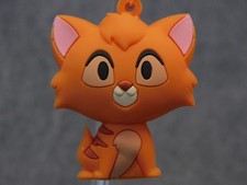Disney Cats NEW * Oliver Clip * Blind Bag Series 69 Key Chain Monogram picture