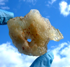 Libyan Desert Glass Meteorite Tektite impact specimen( 270 crt) Natural Hole picture