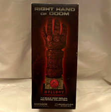 Sideshow Collectibles Hellboy Right Hand of Doom 1:4 Polystone Prop Replica picture