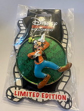 Disney Franchise Goofy Hollywood Limited Edition Single Pin Year 2000 picture