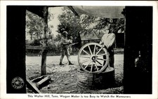 Walter Hill TN Wagon Maker L. R. Burns c1940s-50s Vintage Postcard picture