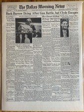 VINTAGE NEWSPAPER HEADLINE ~ROBBERS BONNIE  & CLYDE~ BUCK BARROW SHOT DEAD 1933 picture