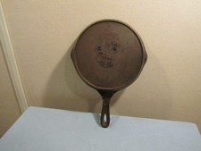 Vintage Oneta Cast Iron Skillet No.7 picture