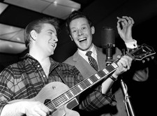 Picture of legendary American rock roll singer Eddie Cochran Briti- Old Photo picture