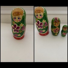VTG Hand-Painted Wooden Nesting Dolls Green Floral Matryoshka Babushka Set of 3 picture