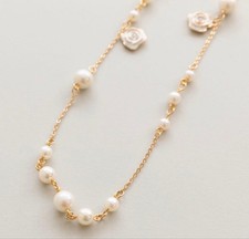 Rose Tiara Rose Necklace Tag picture