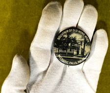 Antique Celluloid Pinback SOUVENIR OF OLD HOME WEEK MECHANIC FALLS, MAINE 1-3/4