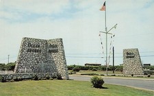 Ocean Shores WA Washington Fountain Gate Town Entrance Vtg Postcard 4A picture