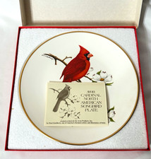 Avon Special Edition North American Songbird Cardinal Collector Plate picture