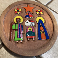 Vtg. Folk Art Hand Painted Wooden Nativity Round Plaque from El Salvador 4