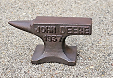 John Deere 1937 Cast Iron Blacksmith Anvil Paperweight Salesman Sample picture
