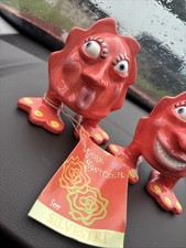 Silvestri Odd Face - Quirky, Unique, BFF Salt And Pepper Shakers picture