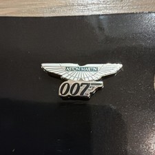 Aston Martin James Bond 007 Lapel Pin - New picture
